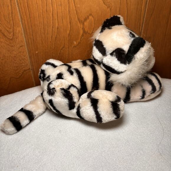 Vintage Ringling Bros Barnum Bailey Circus White Tiger Plush Stuffed Animal 9 In - Picture 3 of 4